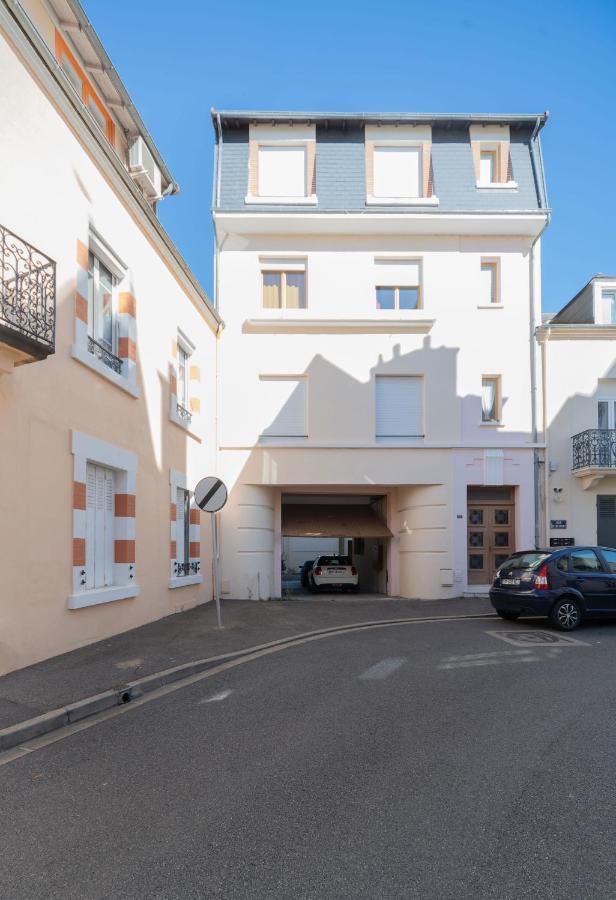 Le Belfort - Grand Appartement Avec Terrasse Et Parking Prive Виши Экстерьер фото